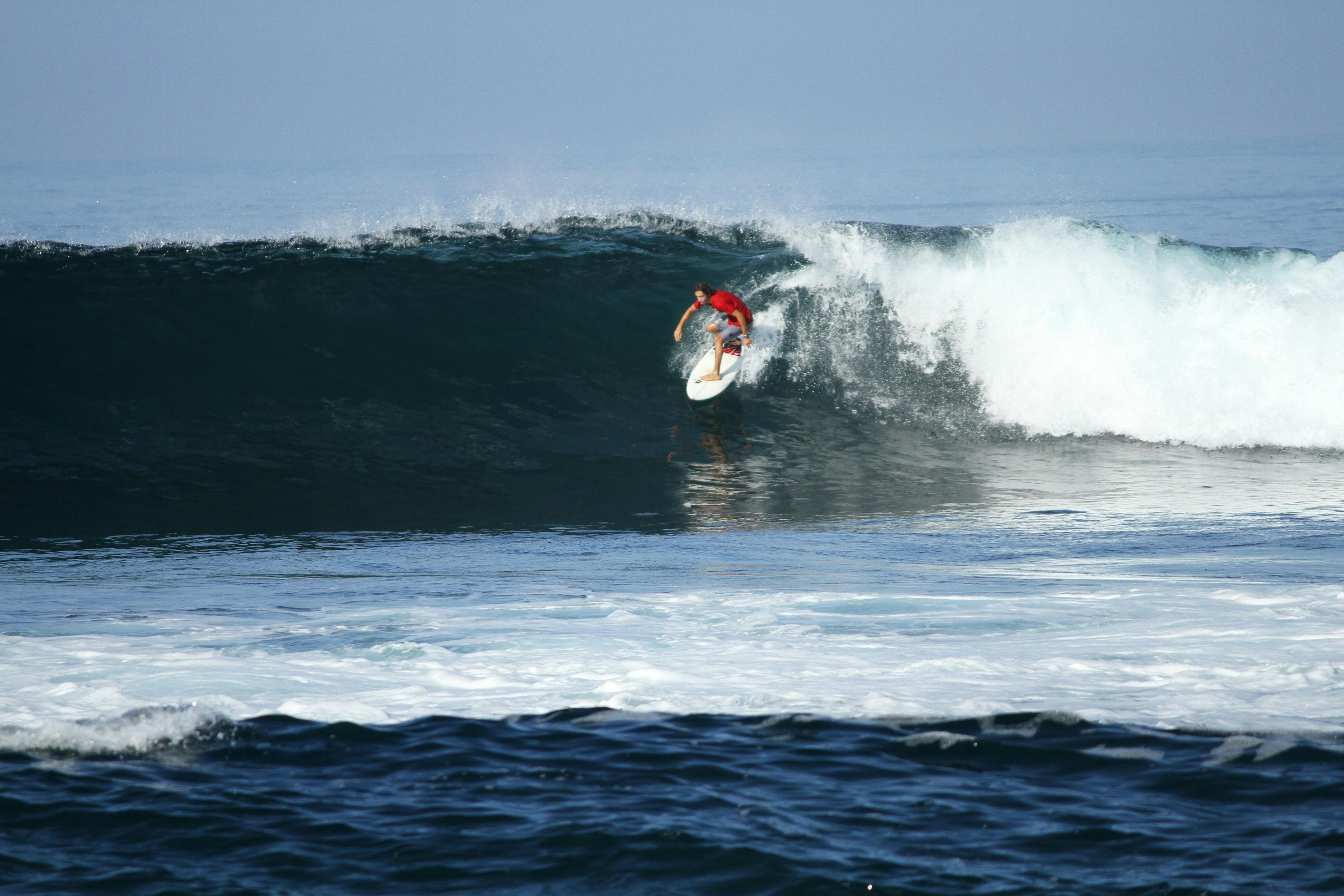 Lava Wave Surf Guide at Loberia. Photo: Adrian Vasquez