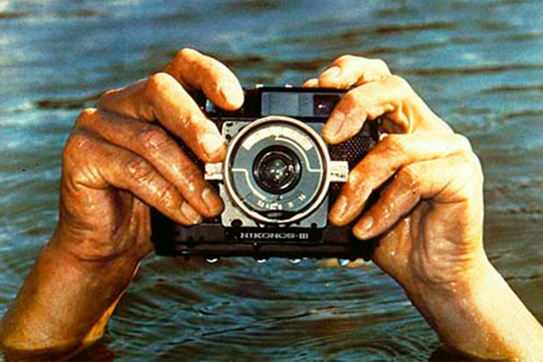 early nikonos camera advert